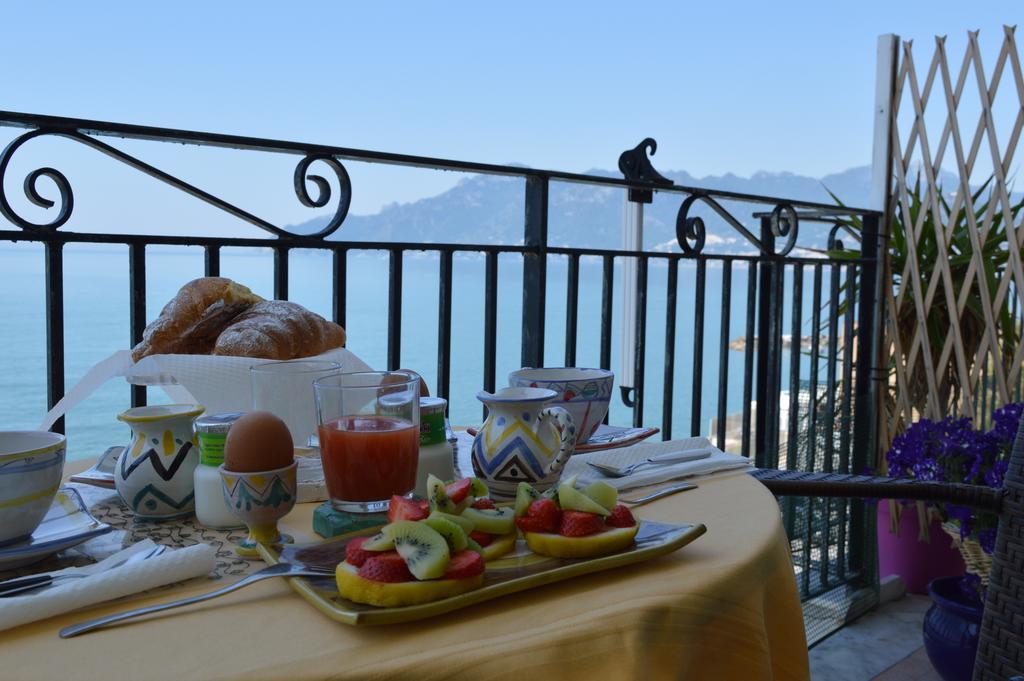 B&B Fronte Del Mare Salerno Exterior photo